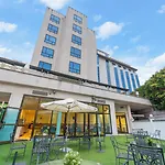 Zentral Rey Pelayo 酒店 4*