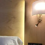 Zentral Rey Pelayo 酒店 4*