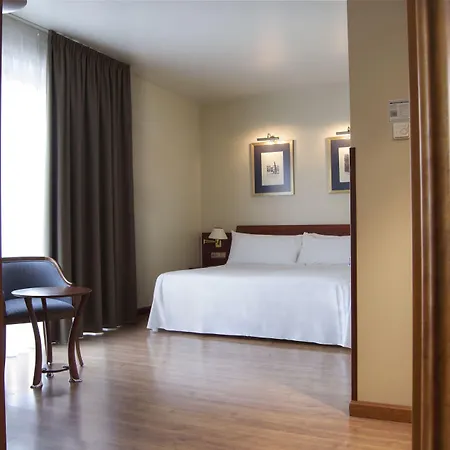 Zentral Rey Pelayo Hotel 4*