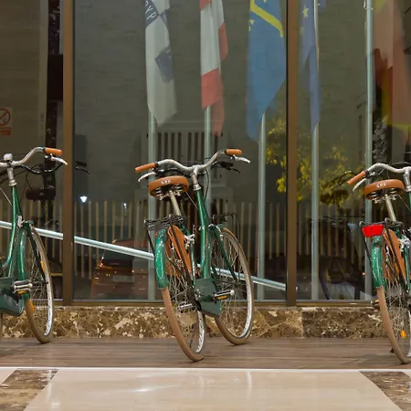 Zentral Rey Pelayo Hotel