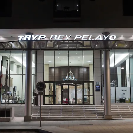 Zentral Rey Pelayo 4* Gijón